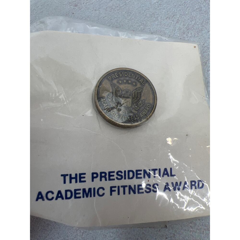Presidential Academic Fitness Award Lapel Pin